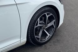 2022 Volkswagen Passat 140TSI Business