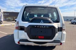 2020 Mitsubishi Pajero GLX