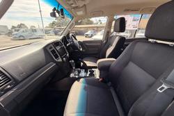 2020 Mitsubishi Pajero GLX