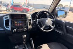 2020 Mitsubishi Pajero GLX