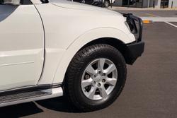 2020 Mitsubishi Pajero GLX