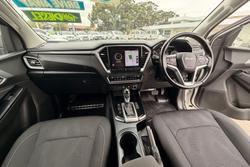 2021 Isuzu D-MAX LS-U