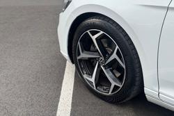 2022 Volkswagen Passat 140TSI Business