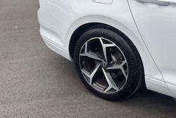 2022 Volkswagen Passat 140TSI Business