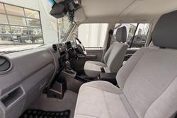 2024 Toyota Landcruiser GXL