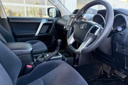 2017 Toyota Landcruiser Prado GX