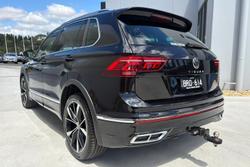 2021 Volkswagen Tiguan 162TSI R-Line