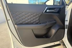 2023 Mitsubishi Outlander Exceed