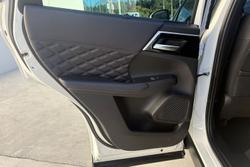 2023 Mitsubishi Outlander Exceed