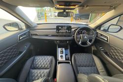 2023 Mitsubishi Outlander Exceed