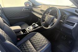 2023 Mitsubishi Outlander Exceed