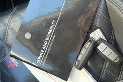 2023 Mitsubishi Outlander Exceed