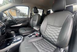 2022 Nissan Navara ST-X