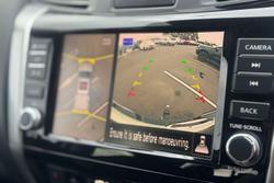 2022 Nissan Navara ST-X