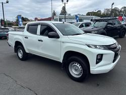 2022 Mitsubishi Triton GLX