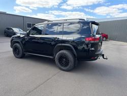 2023 Toyota LandCruiser gr-s