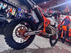 2026 KTM 300 EXC TBI Hardenduro