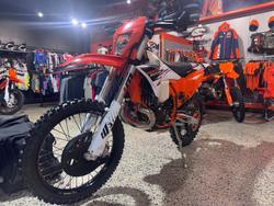 2026 KTM 300 EXC TBI Hardenduro