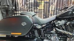2018 HARLEY-DAVIDSON FLSB SOFTAIL SPORT GLIDE