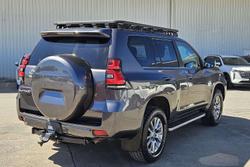 2023 Toyota Landcruiser Prado VX