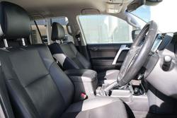 2023 Toyota Landcruiser Prado VX