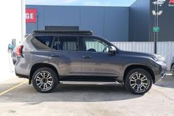 2023 Toyota Landcruiser Prado VX