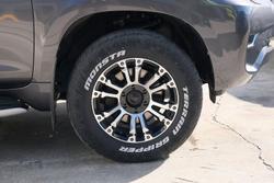 2023 Toyota Landcruiser Prado VX