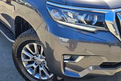 2023 Toyota Landcruiser Prado VX