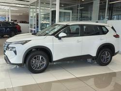 2025 Nissan X-TRAIL ST