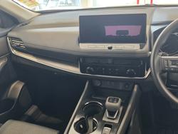 2025 Nissan X-TRAIL ST