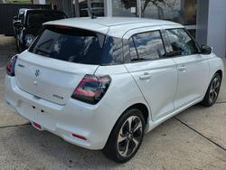 2025 Suzuki Swift Hybrid GLX