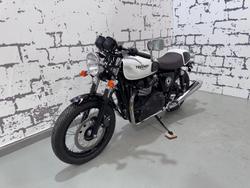 2015 Triumph Thruxton Ace Cafe Special Edition Thruxton White