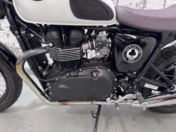2015 Triumph Thruxton Ace Cafe Special Edition Thruxton White