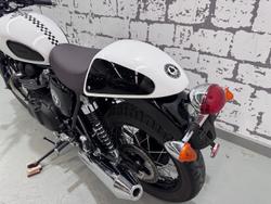 2015 Triumph Thruxton Ace Cafe Special Edition Thruxton White