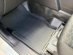 2025 Mitsubishi Triton GLX