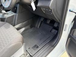 2025 Mitsubishi Triton GLX