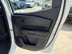 2025 Mitsubishi Triton GLX