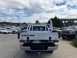 2025 Mitsubishi Triton GLX