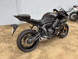 2025 Yamaha YZF-R7LA Black