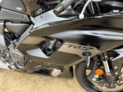 2025 Yamaha YZF-R7LA Black