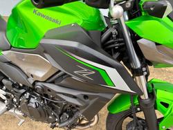 2025 Kawasaki Z500 Green