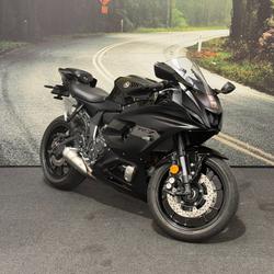 2025 Yamaha YZF-R7LA BLACK