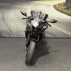 2025 Yamaha YZF-R7LA BLACK
