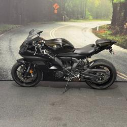 2025 Yamaha YZF-R7LA BLACK