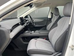 2025 MG MGS5 EV Excite 49