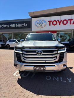 2025 Toyota Landcruiser Sahara ZX FJA300R 4X4 Dual Range Silver Pearl