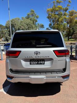 2025 Toyota Landcruiser Sahara ZX FJA300R 4X4 Dual Range Silver Pearl