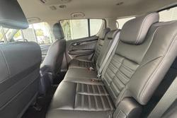 2020 Isuzu MU-X LS-T