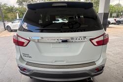 2020 Isuzu MU-X LS-T