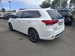 2017 Mitsubishi Outlander PHEV LS